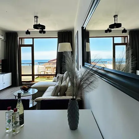 Apartello Modern - Garden Of Eden Apartment *