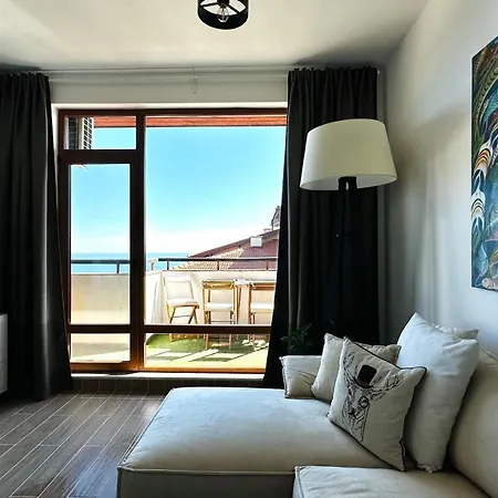 Apartello Modern - Garden Of Eden Apartment *