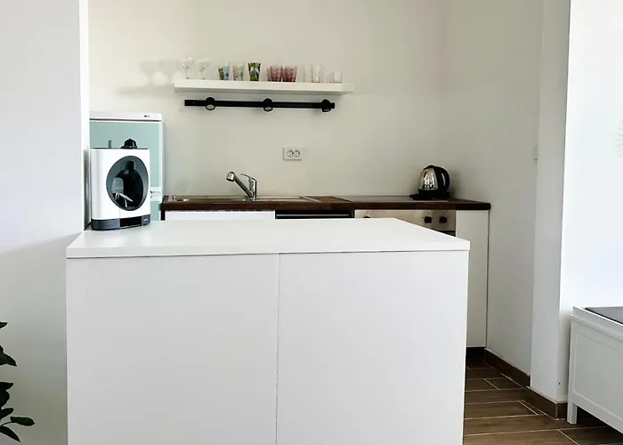 Apartello Modern - Garden Of Eden Sveti Vlas